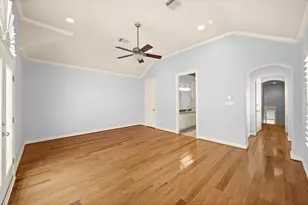 119 Dennis St, Houston, TX 77006 - Photo 14
