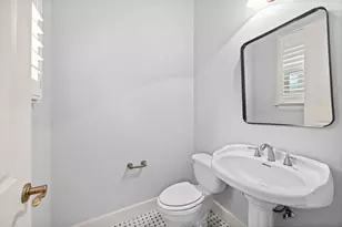 119 Dennis St, Houston, TX 77006 - Photo 14