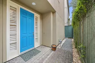 119 Dennis St, Houston, TX 77006 - Photo 2
