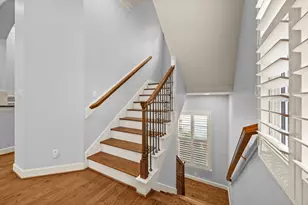 119 Dennis St, Houston, TX 77006 - Photo 12