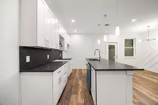 7818 Hanfro Ln, Houston, TX 77088 - Photo 18