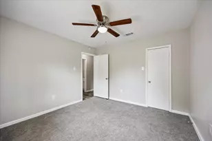 1011 12th 1/2 Street N, Texas City, TX 77590 - Photo 10