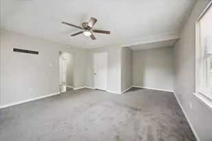 1011 12th 1/2 Street N, Texas City, TX 77590 - Photo 12