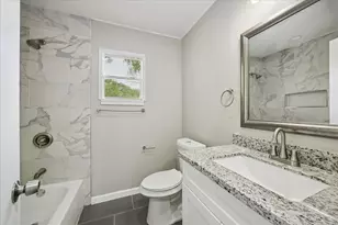 1011 12th 1/2 Street N, Texas City, TX 77590 - Photo 14