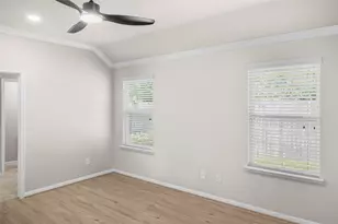 12112 City Trek Ln, Houston, TX 77047 - Photo 8