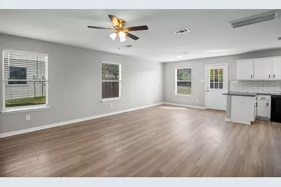 29022 W Pecos River Court, Spring, TX 77386 - Photo 4