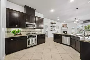 117 7th St, League City, TX 77573 - Photo 8