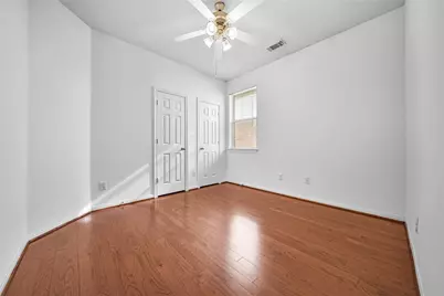 11 Griffin Hill Court, The Woodlands, TX 77382 - Photo 20