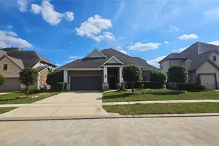 13423 Alpine Mountain Ln, Tomball, TX 77377 - Photo 2