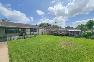 9202 Benning Dr, Houston, TX 77031 - Photo 44
