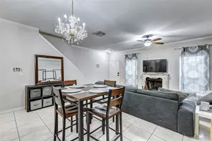 17421 Red Oak Dr, Houston, TX 77090 - Photo 2