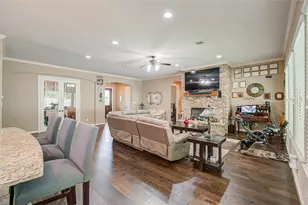 314 Martin Luther King Street S, Ames, TX 77575 - Photo 24