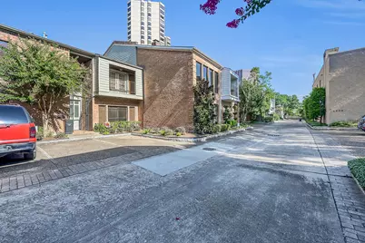 5450 John Dreaper Drive, Houston, TX 77056 - Photo 34