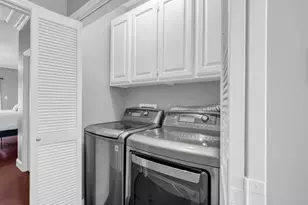 5450 John Dreaper Dr, Houston, TX 77056 - Photo 24