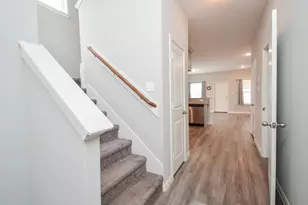 22518 Hamlet Park Ct, Spring, TX 77373 - Photo 2