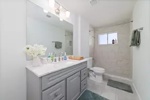 12018 Troulon Dr, Houston, TX 77072 - Photo 14