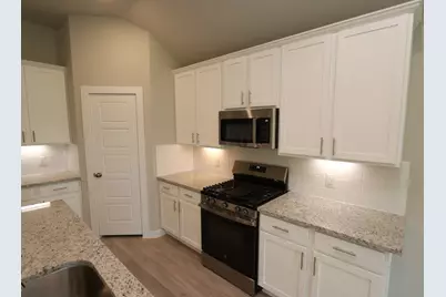 4989 Perennial Lane, La Marque, TX 77568 - Photo 6