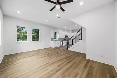 891 1/2 Lucky Street #C, Houston, TX 77088 - Photo 12