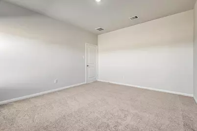 8207 Burnt Orchid Drive, Houston, TX 77016 - Photo 12