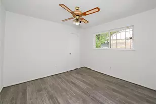 7122 Tanager St, Houston, TX 77074 - Photo 24