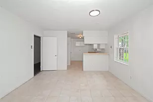 7122 Tanager St, Houston, TX 77074 - Photo 18
