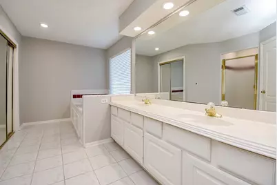 2810 Grassy Knoll Court, Sugar Land, TX 77478 - Photo 30