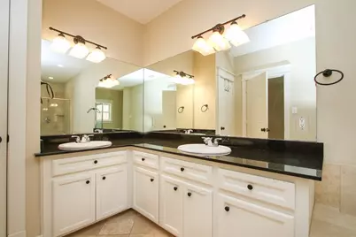 5006 Blossom Street, Houston, TX 77007 - Photo 10