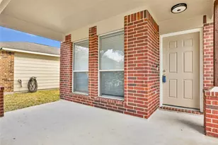 1606 Wooded Acres Dr, Humble, TX 77396 - Photo 2