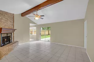 25 N Deerfoot Cir, Spring, TX 77380 - Photo 10