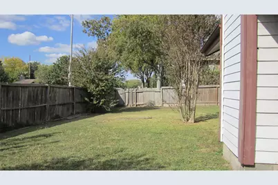 12122 Kemerton Drive, Houston, TX 77099 - Photo 16