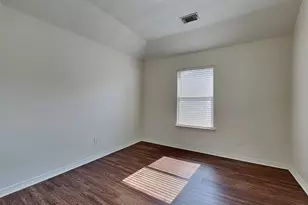30622 N Sulphur Creek Dr, Magnolia, TX 77355 - Photo 18
