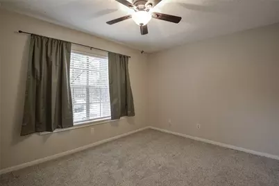 3215 Shady Maple Court, Houston, TX 77339 - Photo 16