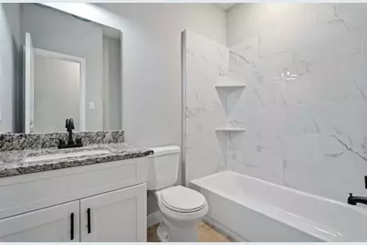 4506 Phlox Street #B, Houston, TX 77051 - Photo 8