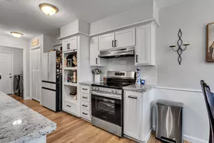 15102 Rolling Oaks Dr, Houston, TX 77070 - Photo 10