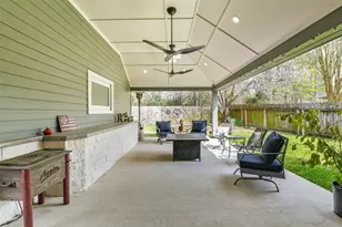 5002 Natural Bridge Dr, Kingwood, TX 77345 - Photo 4