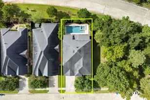 131 Deerchase Dr, Conroe, TX 77384 - Photo 2
