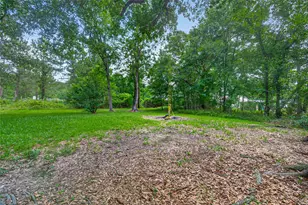 127 Pine Wood, Trinity, TX 75862 - Photo 18