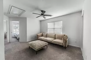 75 Autumn Branch Dr, The Woodlands, TX 77382 - Photo 12