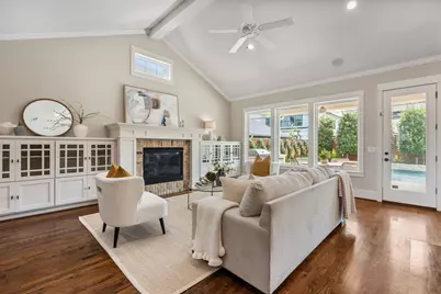 1321 Chamboard Lane, Houston, TX 77018 - Photo 2