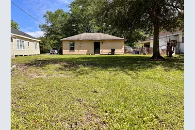 821 W 15th Street, Port Arthur, TX 77640 - Photo 4