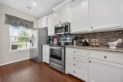 278 Capetown, Montgomery, TX 77356 - Photo 6