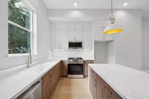 2223 Marnel Rd, Houston, TX 77055 - Photo 10