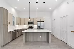 590 Janisch Rd, Houston, TX 77018 - Photo 8