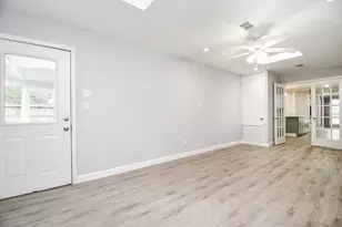 14011 Wickersham Ln, Houston, TX 77077 - Photo 16