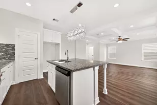 418 4th St, Beasley, TX 77417 - Photo 18