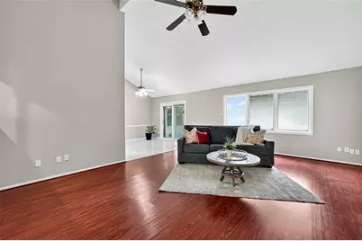 3415 W Creek Club Drive, Missouri City, TX 77459 - Photo 8