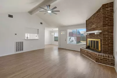6615 Vera Jean Drive, Houston, TX 77088 - Photo 8