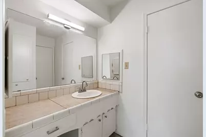 6615 Vera Jean Drive, Houston, TX 77088 - Photo 18