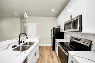 5211 Amy St, Houston, TX 77028 - Photo 6