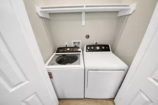 5211 Amy St, Houston, TX 77028 - Photo 8